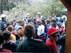 photo ulysse avec enfants